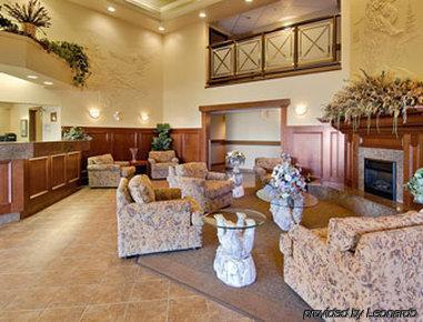 Super 8 By Wyndham High Level Ab Hotel Interieur foto